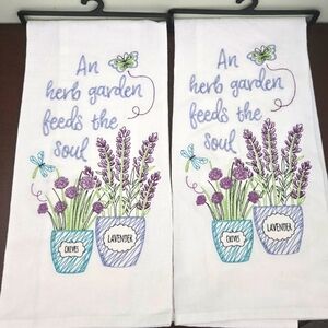 NWT Kay Dee Designs  Embroidered Herb Garden Krinkle Flower Sack Kitchen Towels